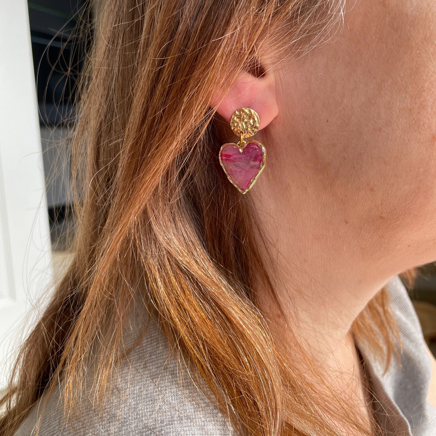 18k gold plated pink heart earrings