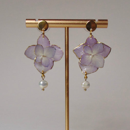 bridesmaid faves - 18k gold plated hydrangea & pearl earrings